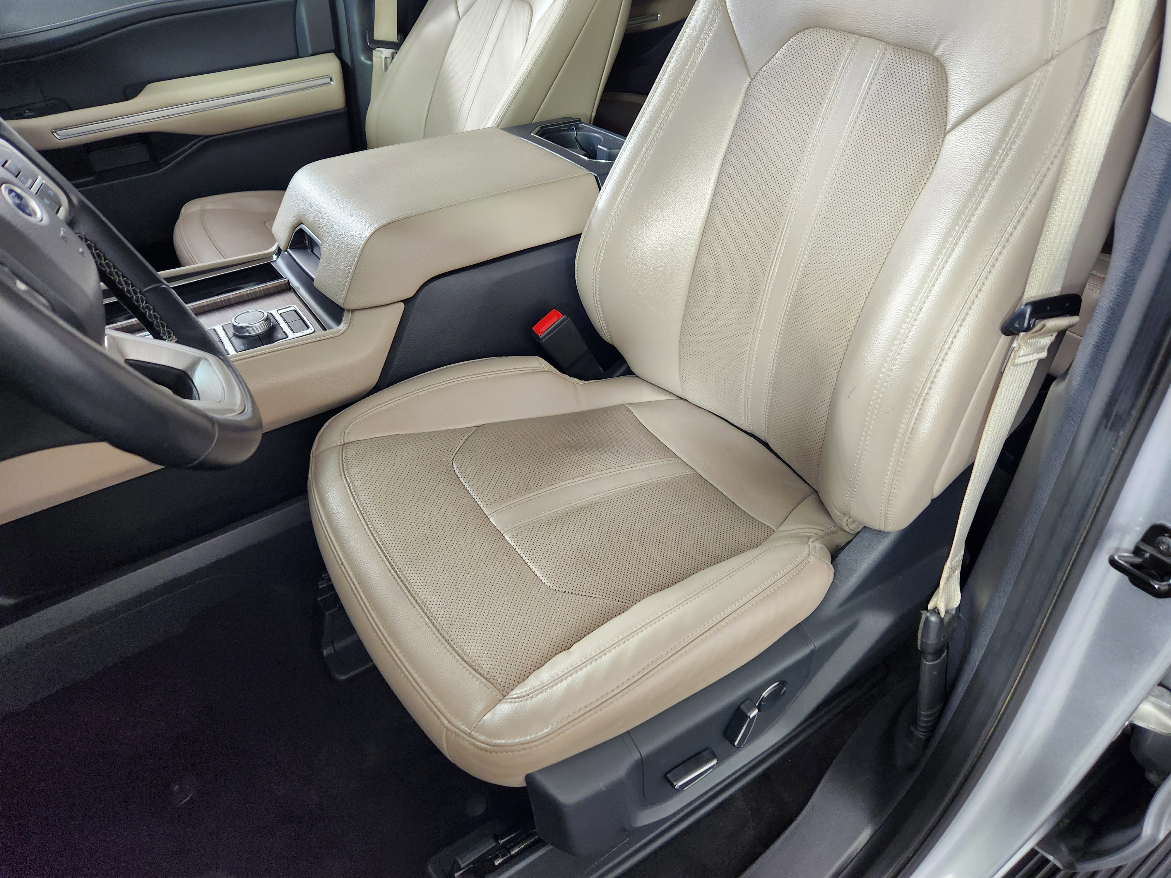 Certified 2023 Ford Expedition Max Limited image 12