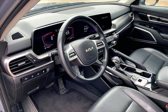 Used 2025 Kia Telluride S AWD/4WD image 14