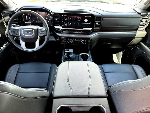 Used 2024 GMC Sierra 1500 SLT AWD/4WD image 25