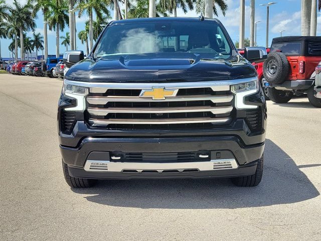 Used 2022 Chevrolet Silverado 1500 High Country RWD image 2