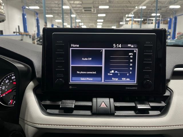 Used 2021 Toyota RAV4 XLE image 32