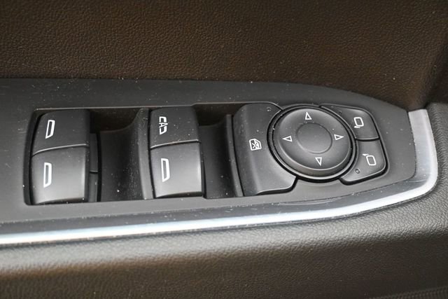 Used 2024 Chevrolet Silverado 1500 LT AWD/4WD image 7