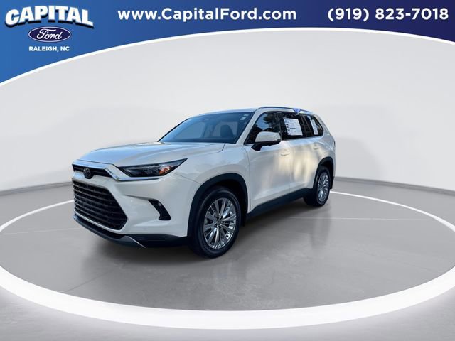Used 2024 Toyota Grand Highlander Platinum image 2