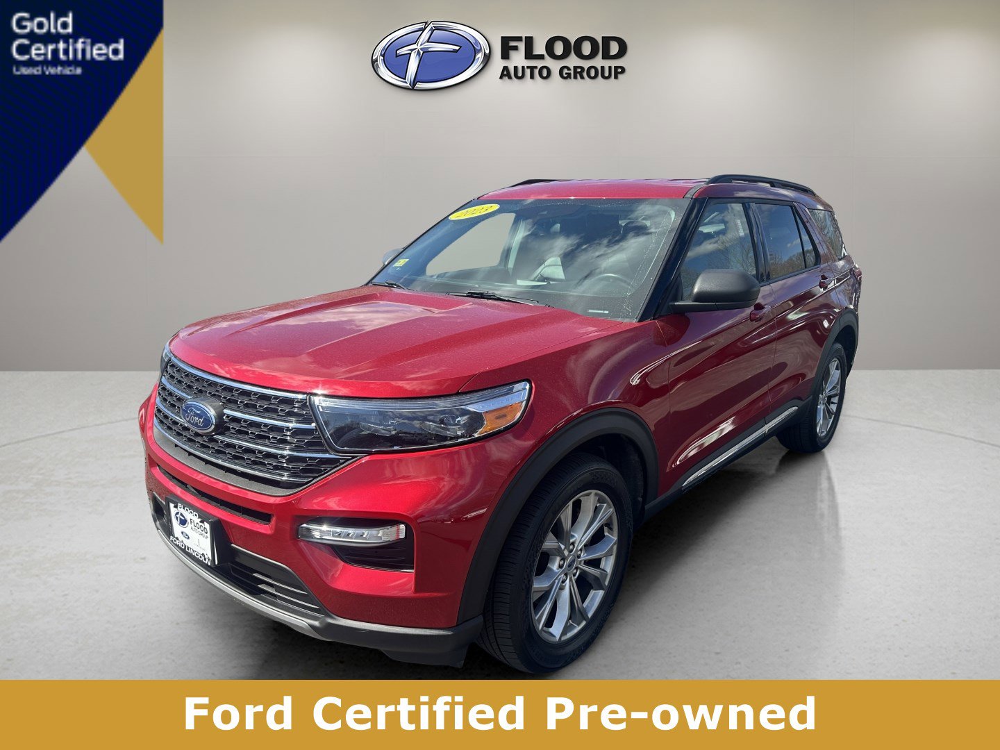 Certified 2023 Ford Explorer XLT w/ Equipment Group 202A AWD/4WD image 3