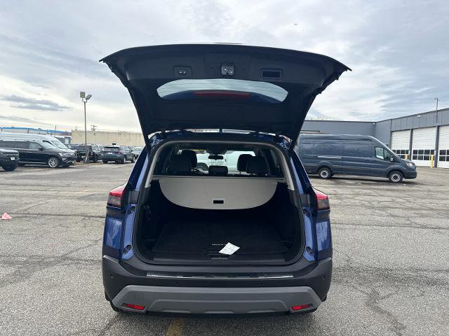 Used 2022 Nissan Rogue SV w/ SV Premium Package AWD/4WD image 10