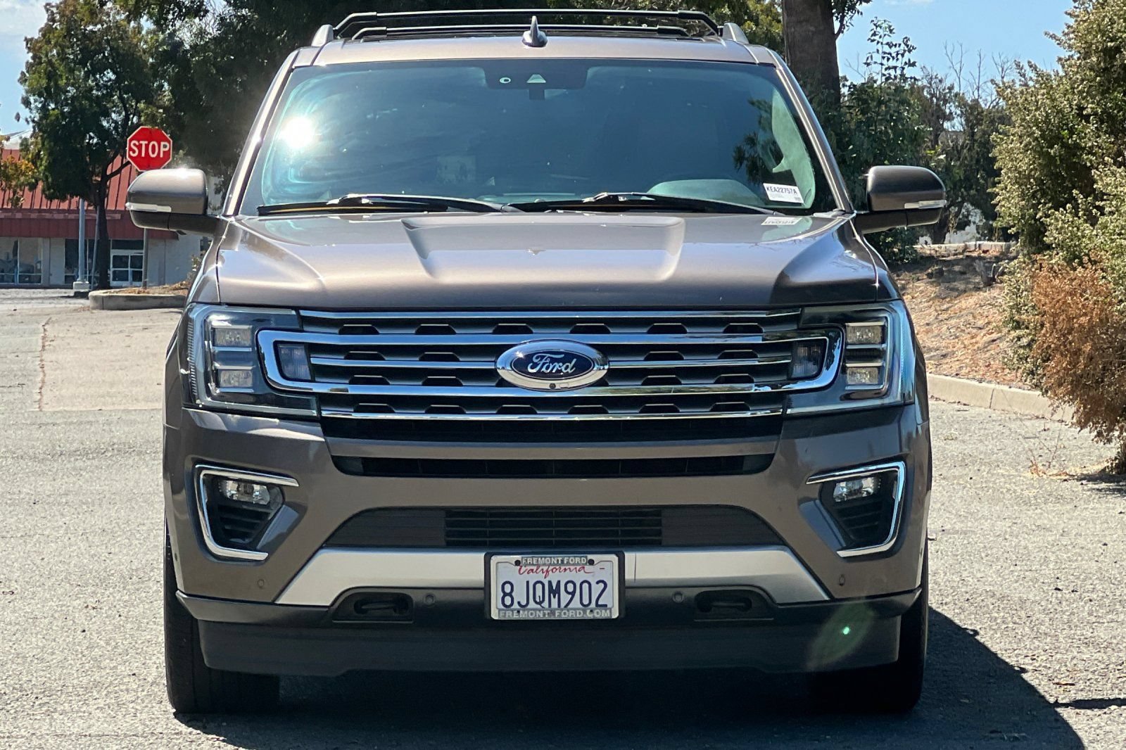 Certified 2019 Ford Expedition Limited w/ Equipment Group 302A AWD/4WD image 9
