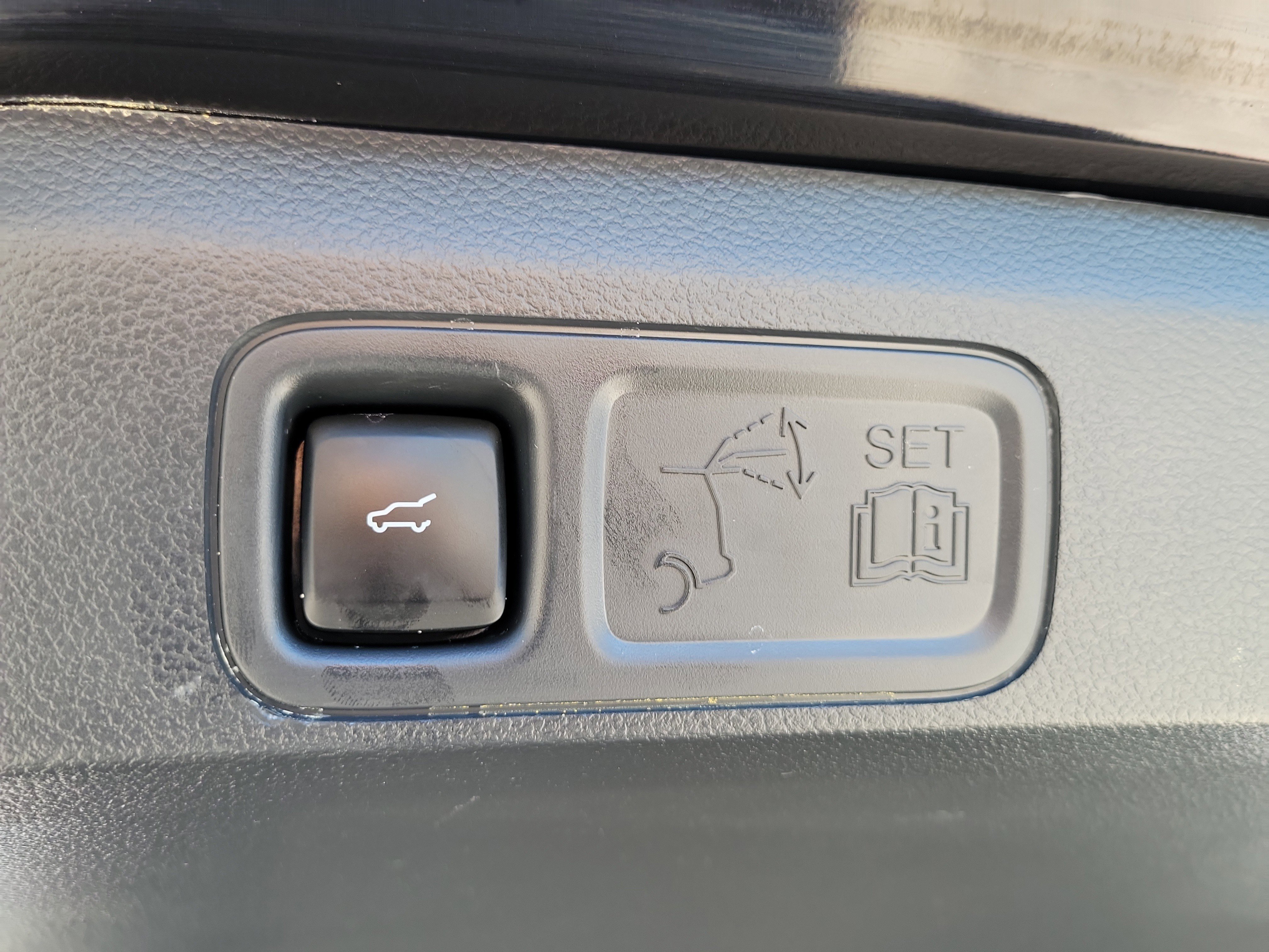 Certified 2024 Ford Expedition Limited RWD image 11