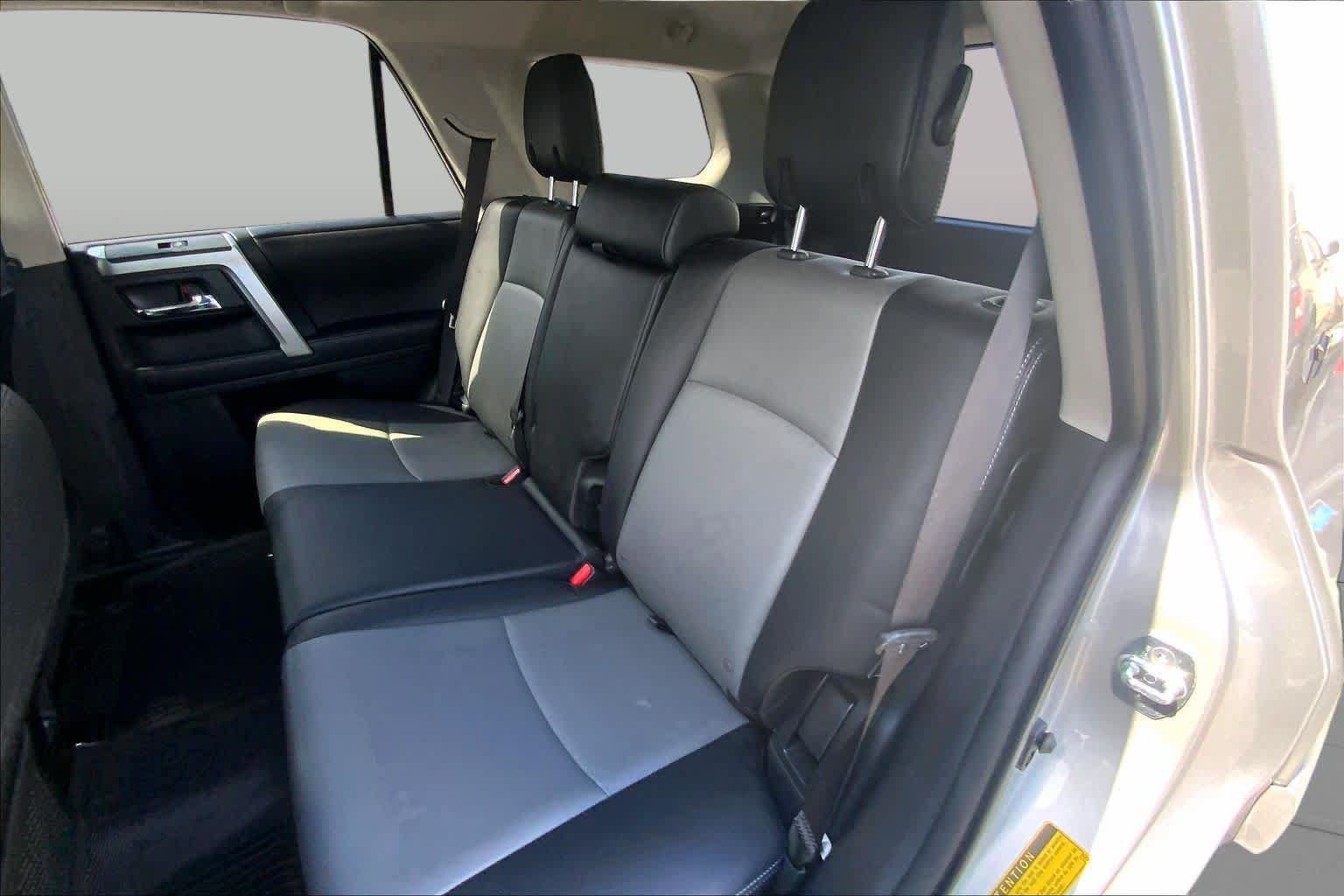 Used 2023 Toyota 4Runner SR5 Premium w/ Moonroof Package RWD image 21