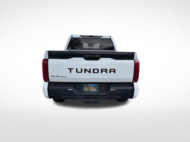 Used 2022 Toyota Tundra SR5 w/ SR5 Convenience Package image 4