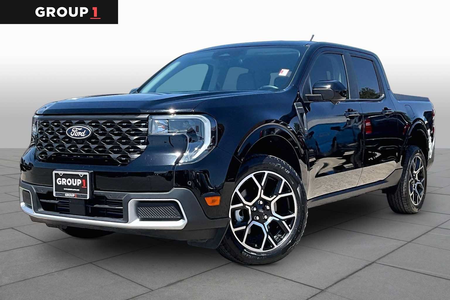 Certified 2025 Ford Maverick Lariat w/ 4K Tow Package AWD/4WD image 1