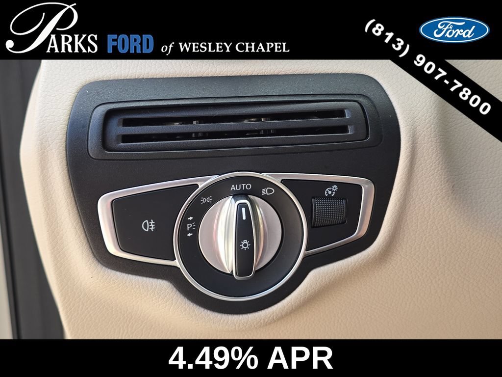 Used 2021 Mercedes-Benz GLC 300 4MATIC image 29