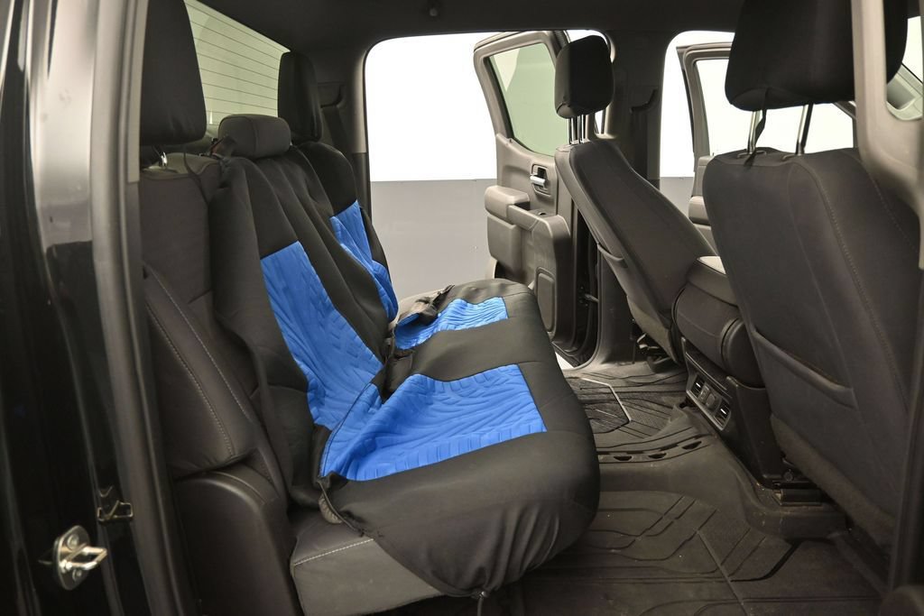 Used 2019 Chevrolet Silverado 1500 LT w/ Texas Edition RWD image 2
