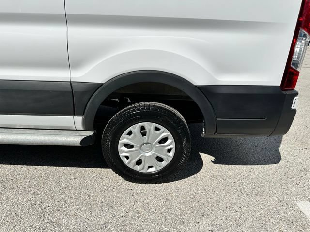 Certified 2025 Ford Transit 250 Low Roof w/ Exterior Upgrade Package RWD image 48