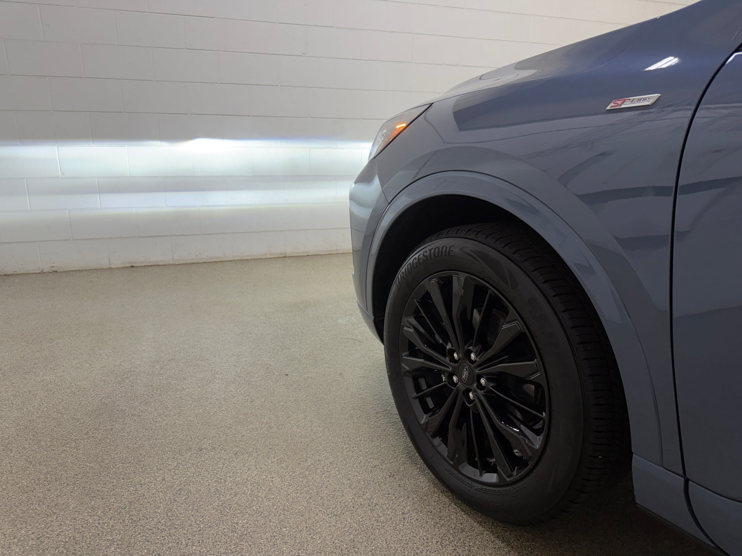Certified 2025 Ford Escape ST-Line Elite w/ Premium Technology Package AWD/4WD image 33