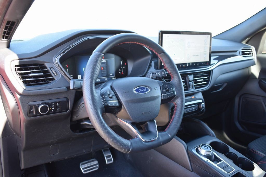 Certified 2023 Ford Escape ST-Line w/ Tech Pack #1 image 10
