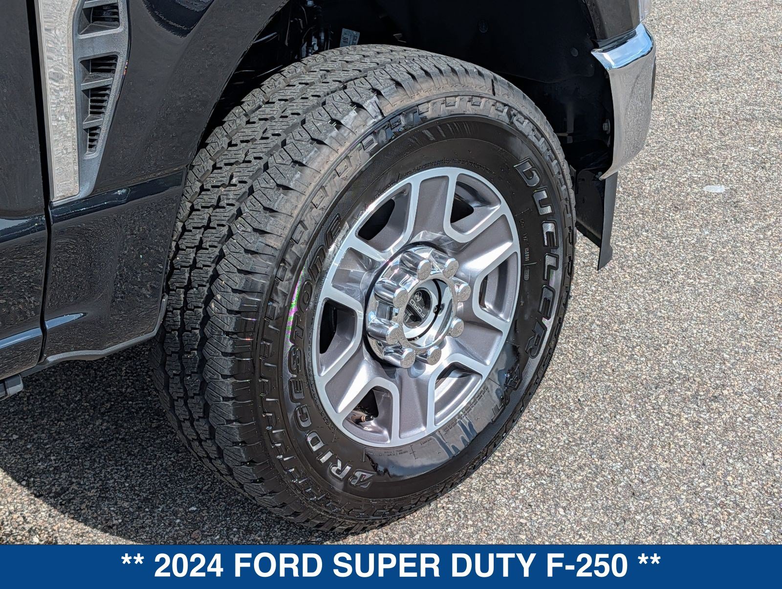 Certified 2024 Ford F250 Lariat w/ FX4 Off-Road Package AWD/4WD image 13