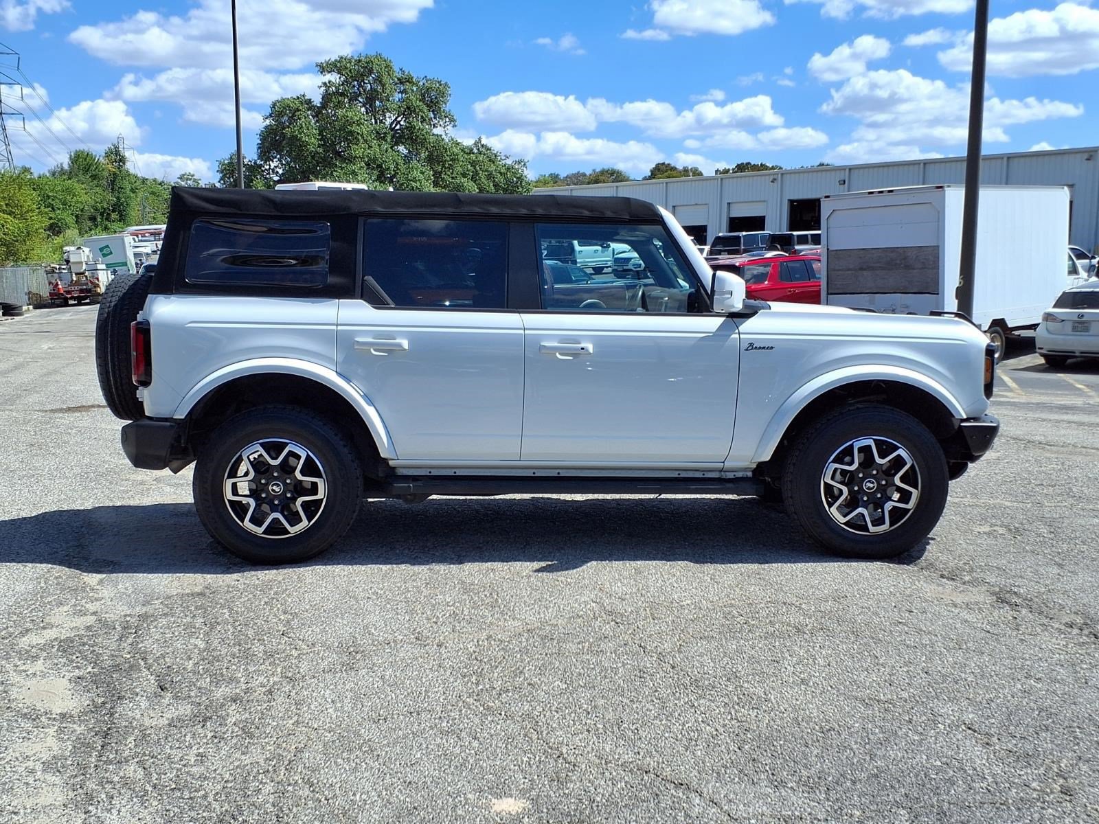 Certified 2022 Ford Bronco Outer Banks AWD/4WD image 5