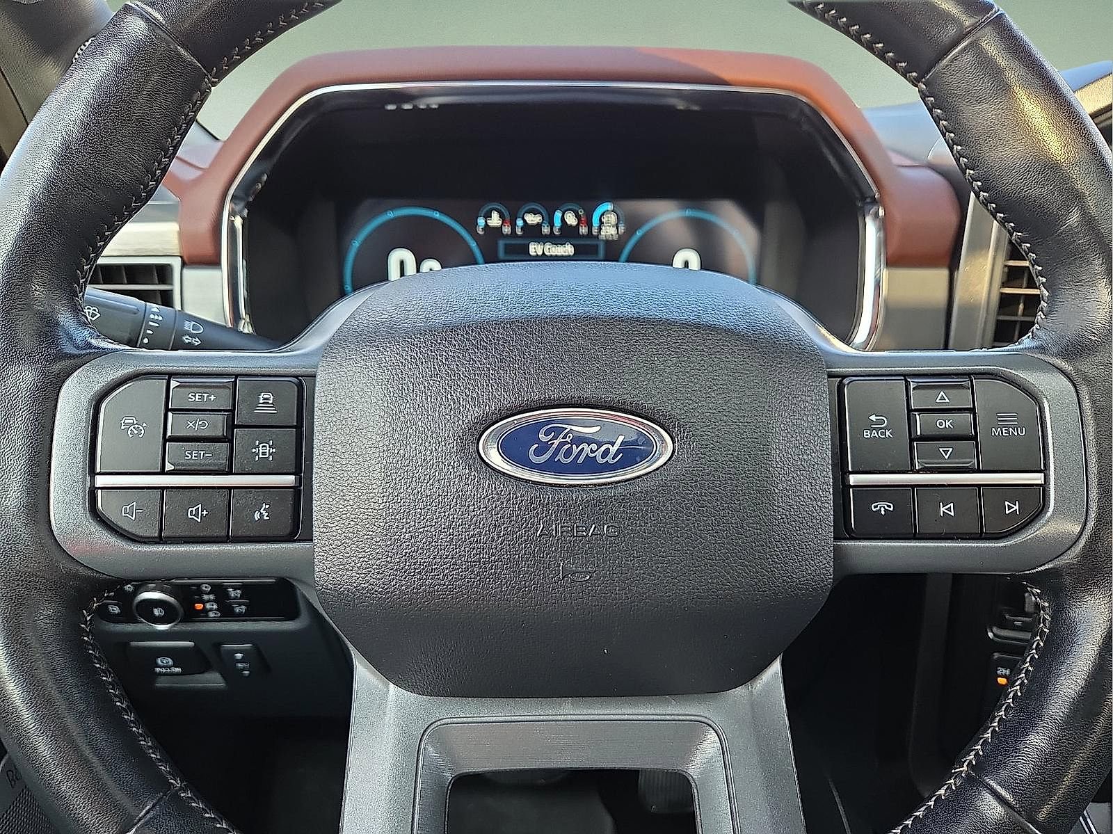 Certified 2023 Ford F150 Lariat w/ Equipment Group 502A High image 24