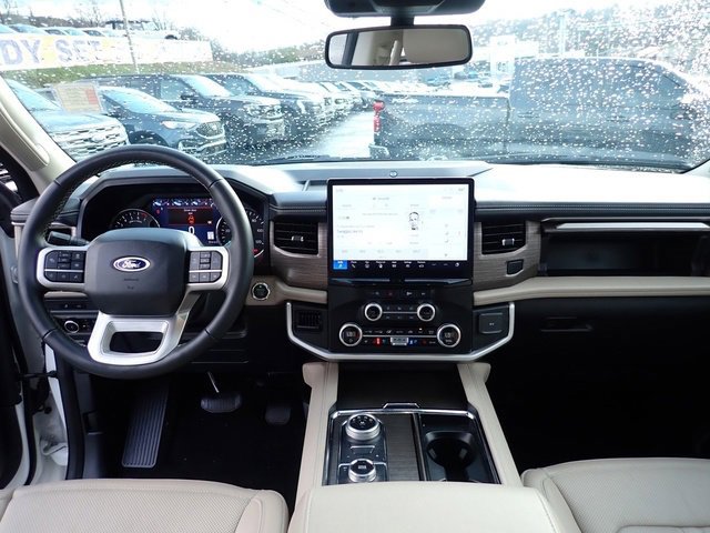 Certified 2024 Ford Expedition Limited image 21