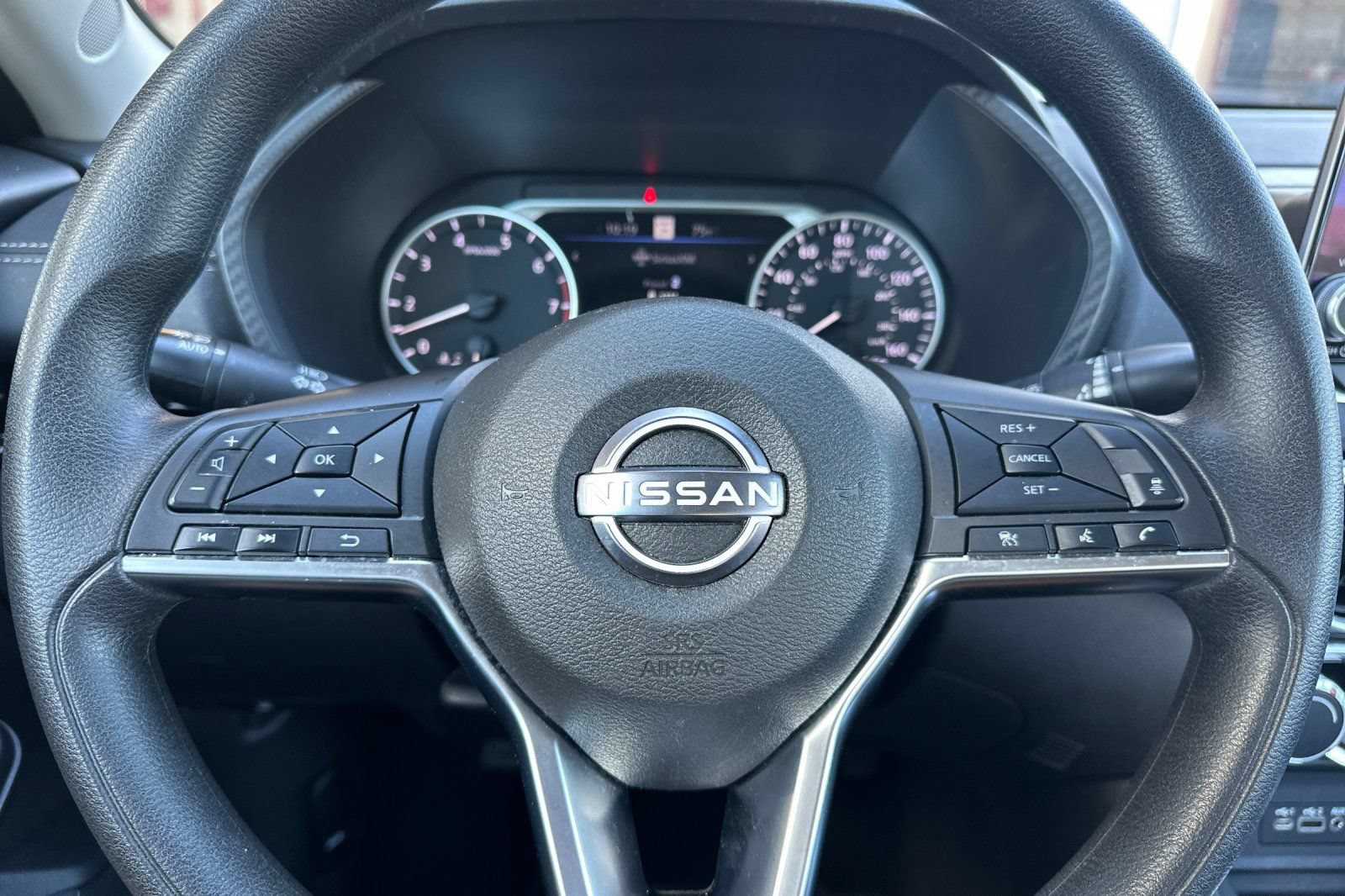 Used 2025 Nissan Sentra SV FWD image 21