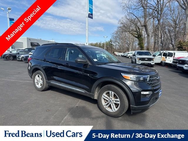 Certified 2022 Ford Explorer XLT w/ Equipment Group 202A