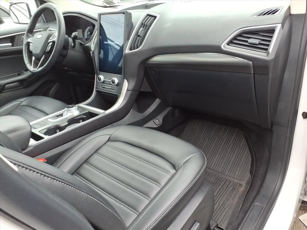 Certified 2022 Ford Edge SEL w/ Convenience Package AWD/4WD image 8
