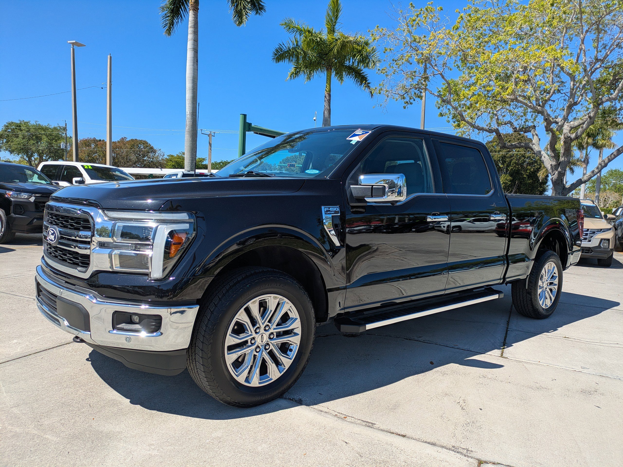 Certified 2025 Ford F150 Lariat w/ Equipment Group 501A Mid AWD/4WD image 7