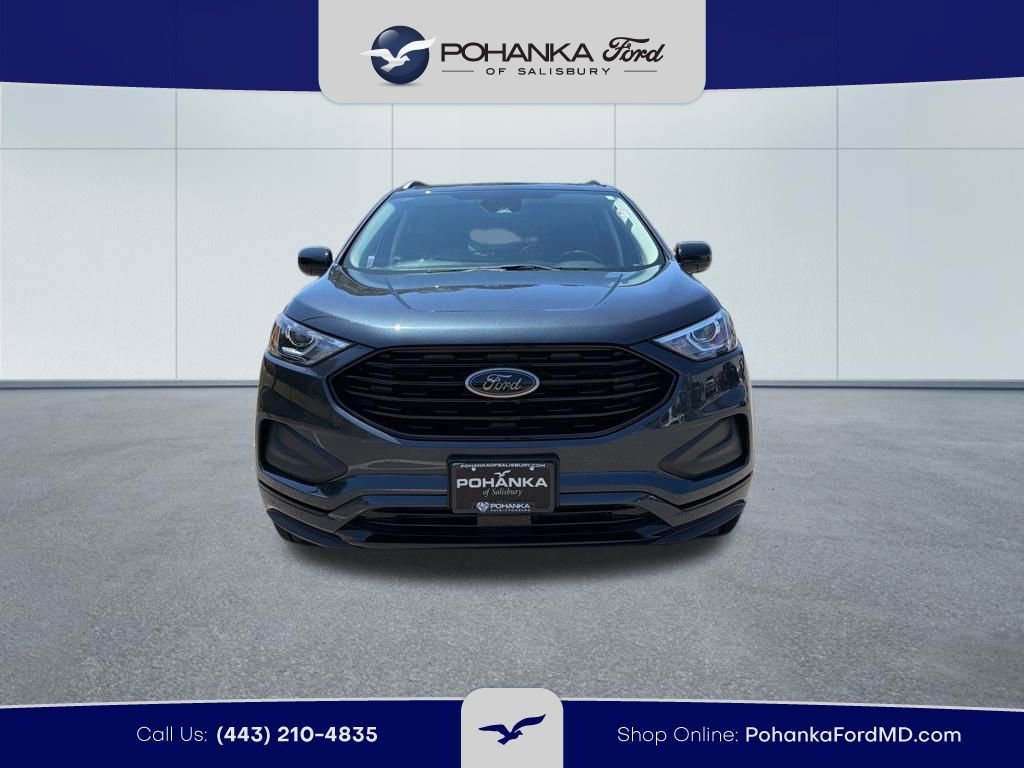 Certified 2024 Ford Edge SE w/ Black Appearance Package AWD/4WD image 3