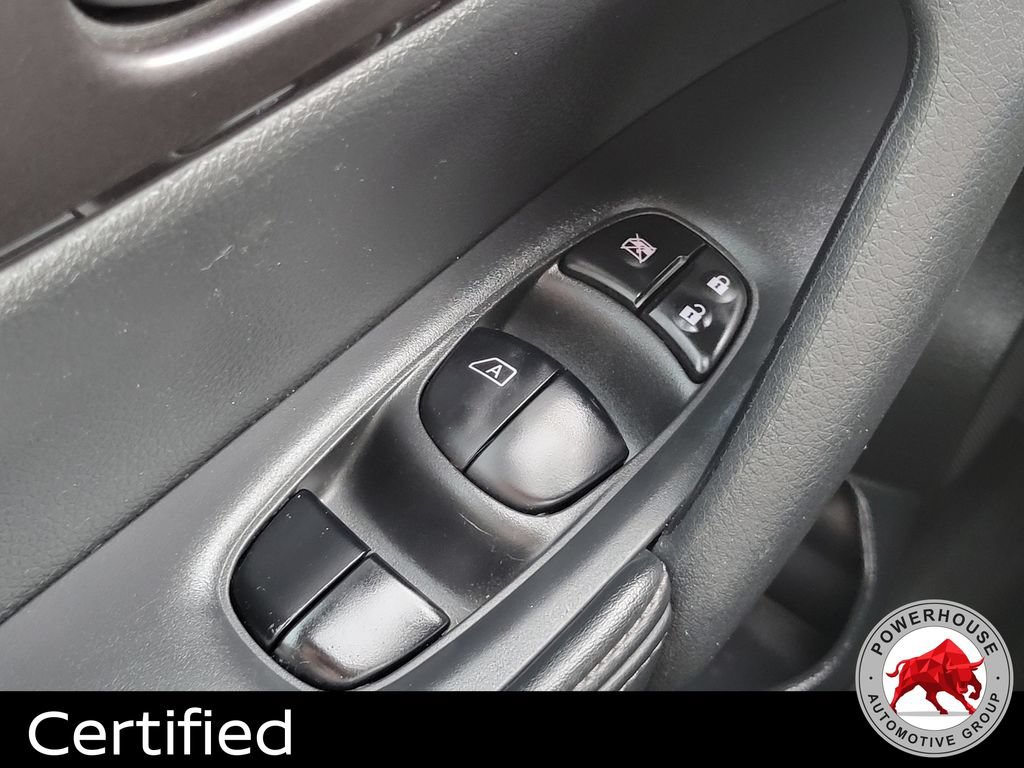 Used 2020 Nissan Rogue S FWD image 24