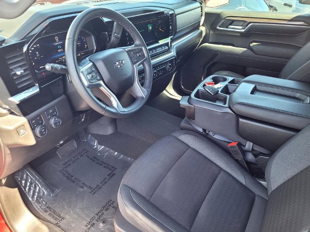 Used 2024 Chevrolet Silverado 1500 RST AWD/4WD image 10