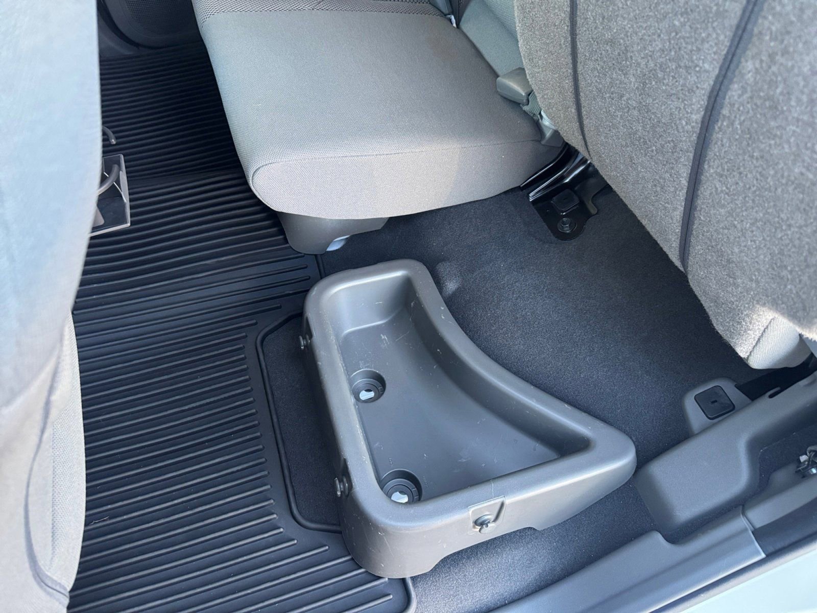 Used 2021 Nissan Frontier SV image 20