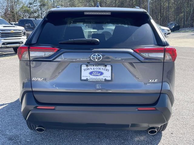 Used 2024 Toyota RAV4 XLE image 3