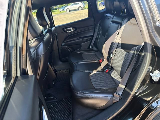 Used 2023 Jeep Compass Latitude w/ Convenience Group AWD/4WD image 21