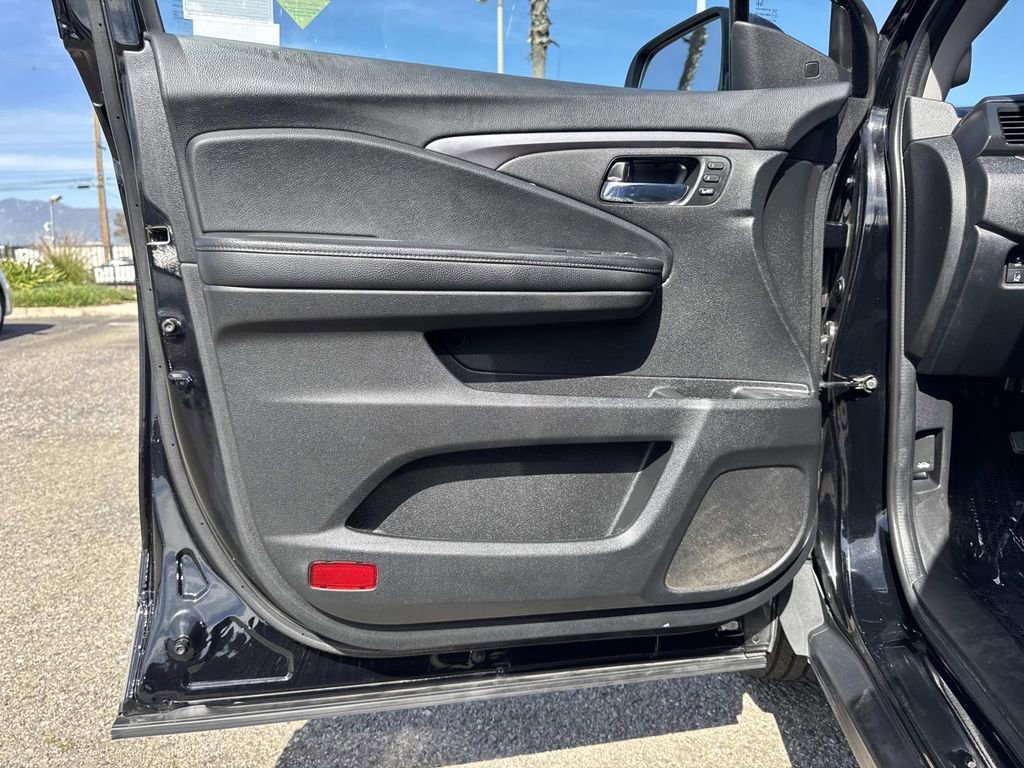 Used 2022 Honda Pilot Special Edition image 18