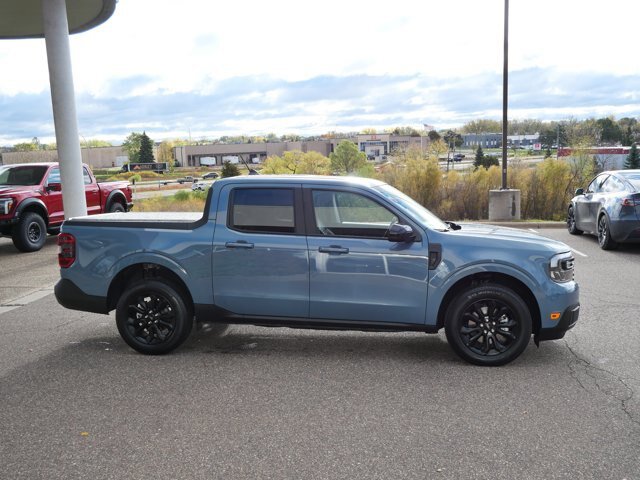 Certified 2024 Ford Maverick Lariat w/ Black Appearance Package FWD image 4