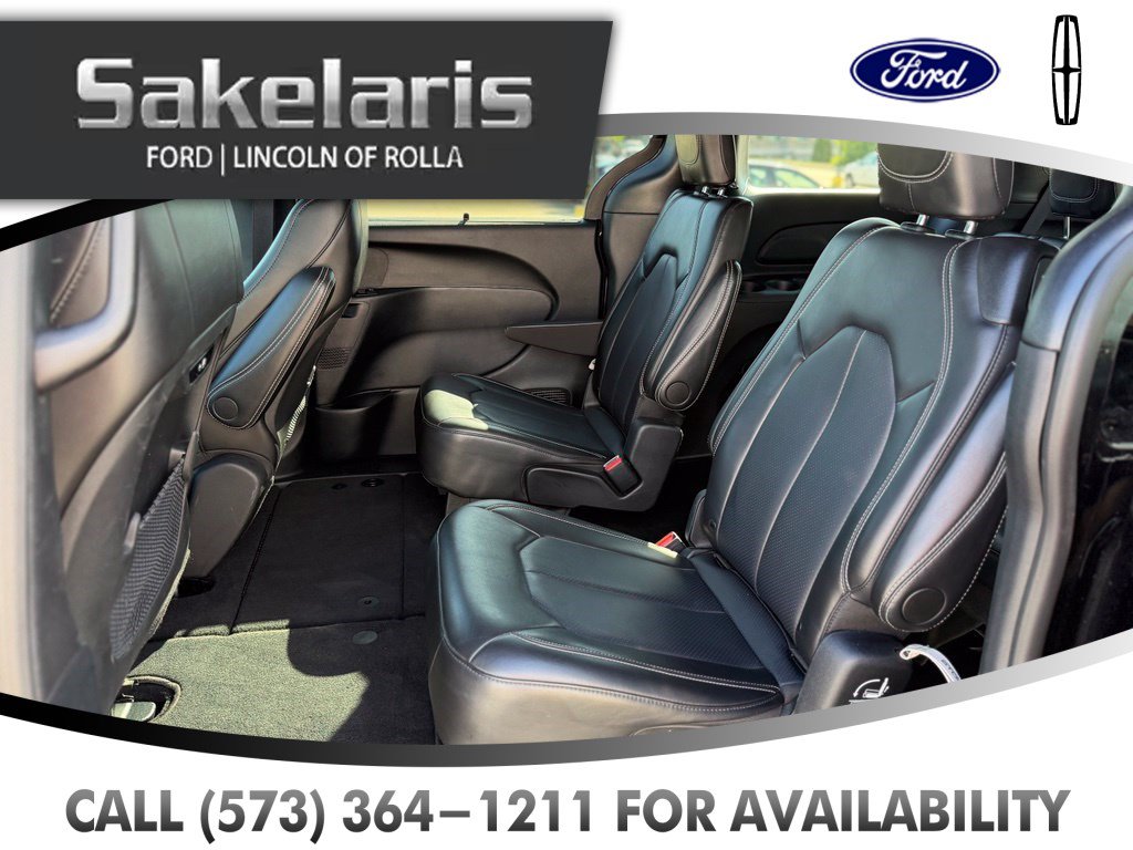 Used 2025 Chrysler Pacifica Select FWD image 34