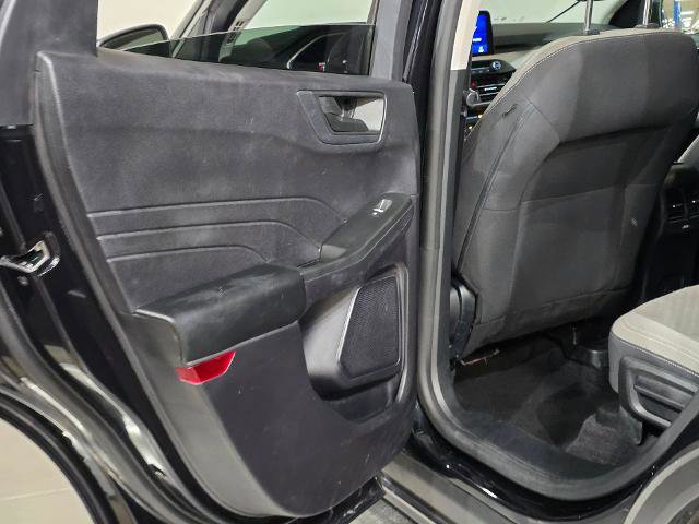 Certified 2022 Ford Escape SE w/ Cold Weather Package image 30