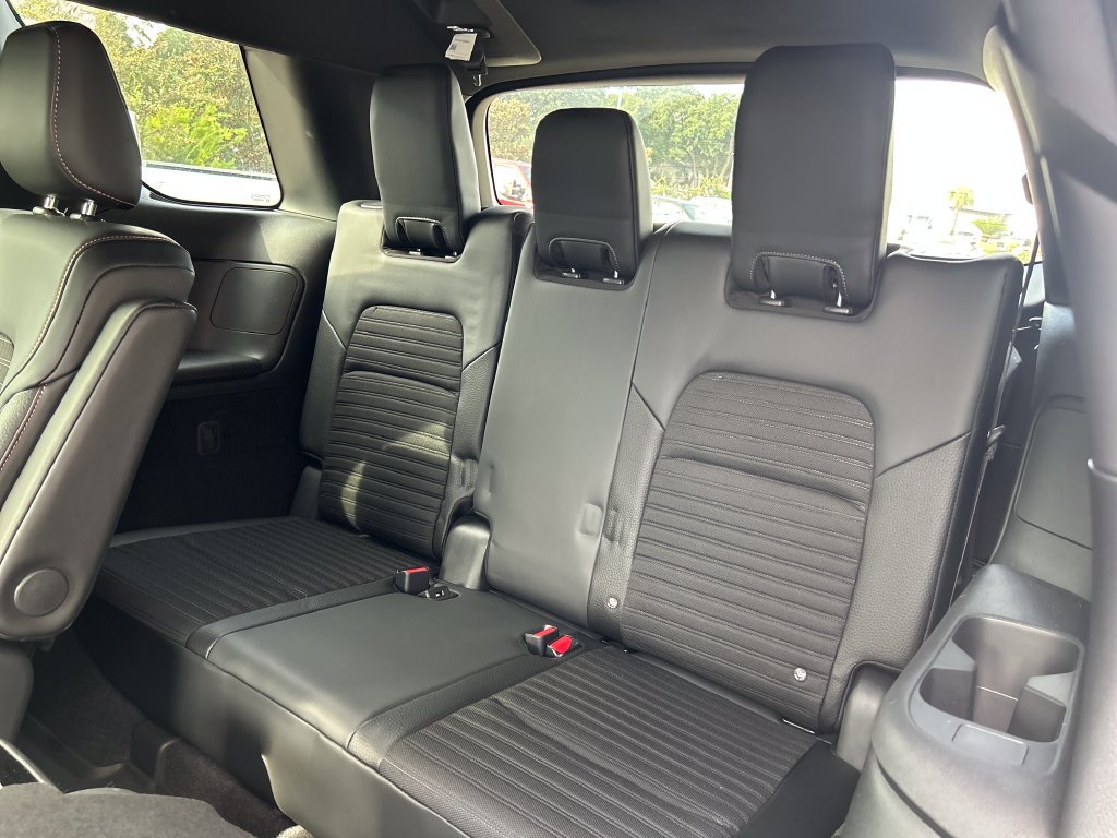Used 2025 Nissan Pathfinder Rock Creek AWD/4WD image 14