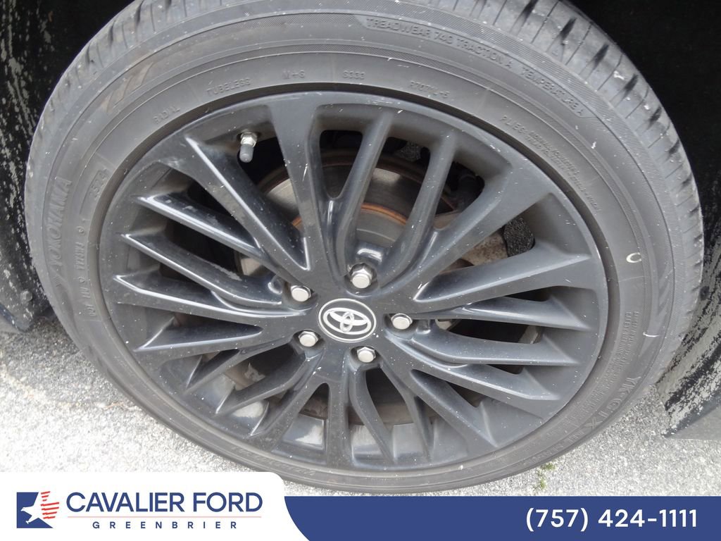 Used 2019 Toyota Camry SE image 10
