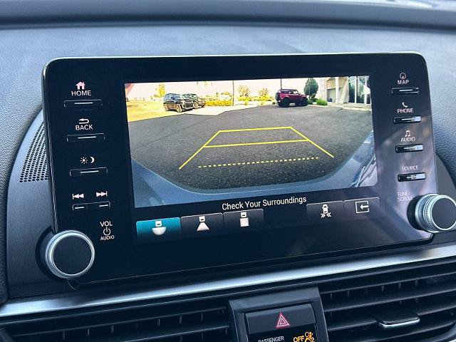 Used 2022 Honda Accord Touring image 18