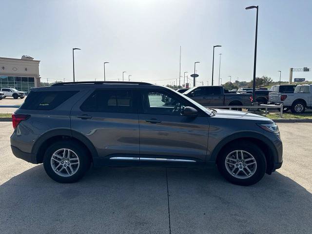 Certified 2025 Ford Explorer Active w/ Active Comfort Package RWD image 17