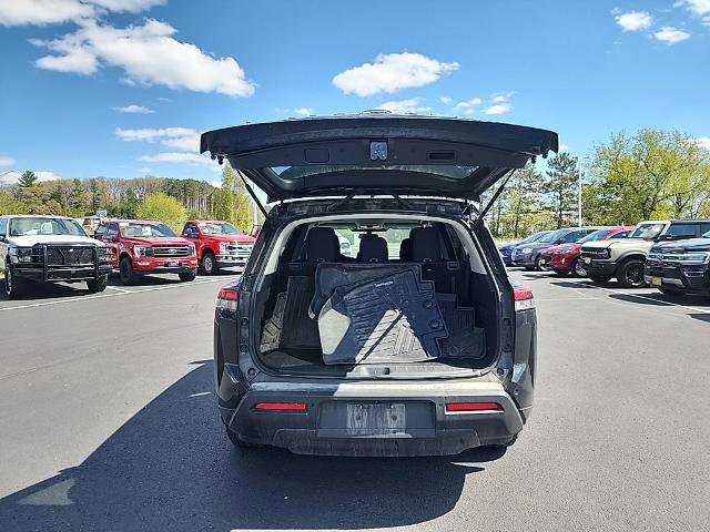 Used 2022 Nissan Pathfinder S AWD/4WD image 11