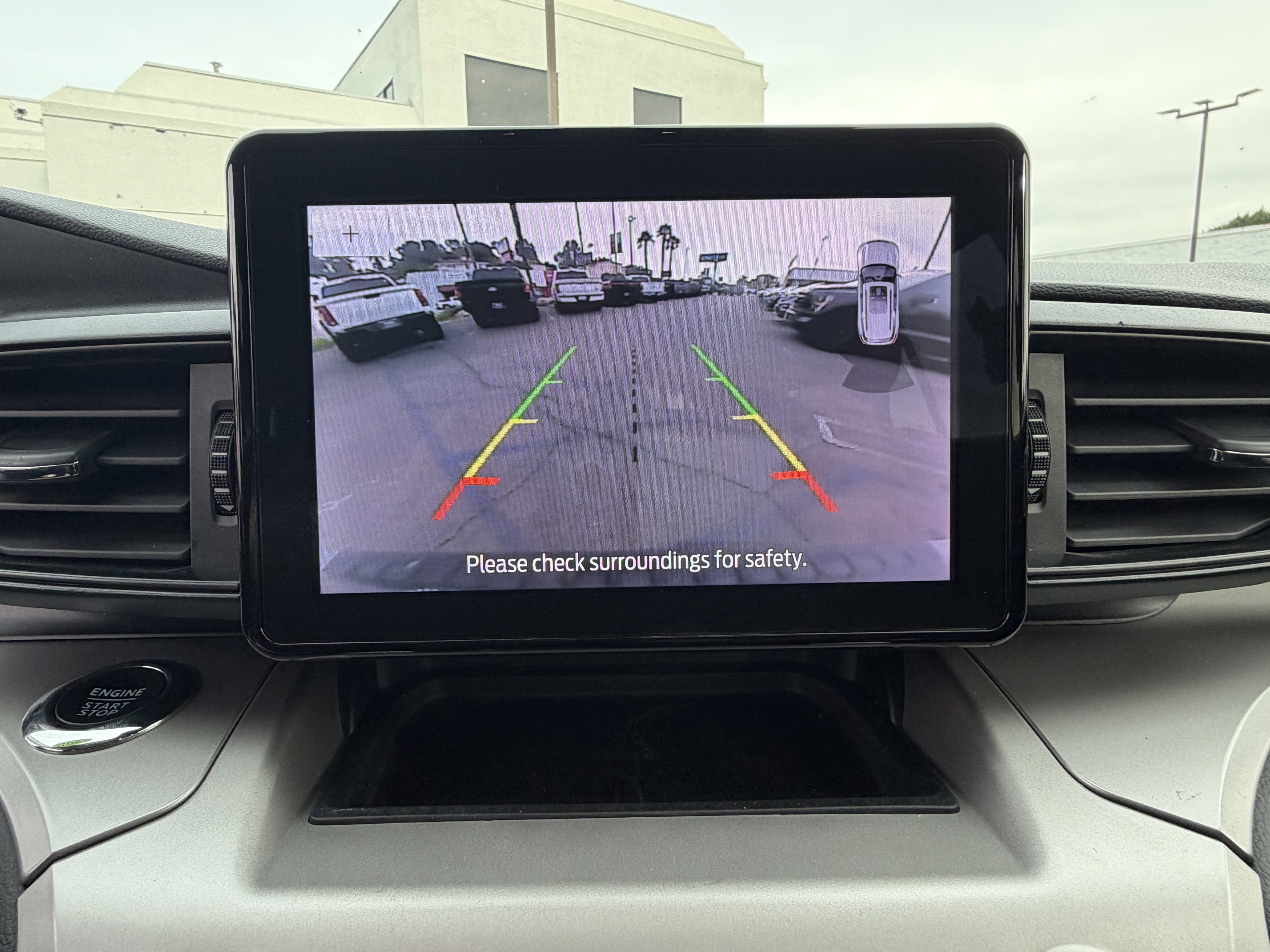 Certified 2022 Ford Explorer XLT RWD image 19