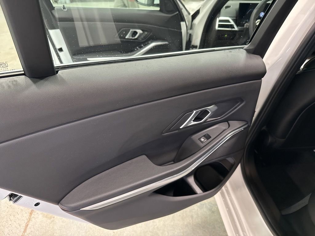 Used 2025 BMW 330i xDrive Sedan w/ Premium Package image 14