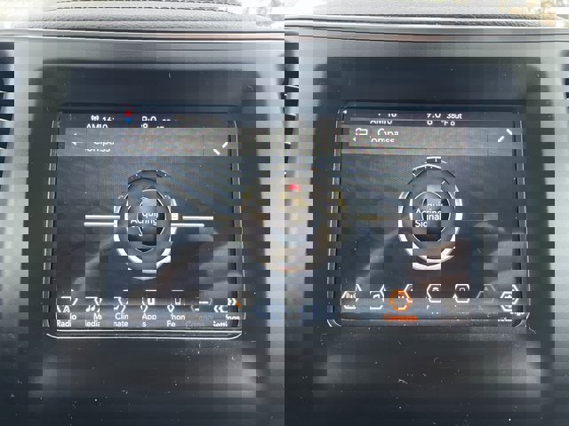 Used 2020 Jeep Cherokee Latitude Plus image 22