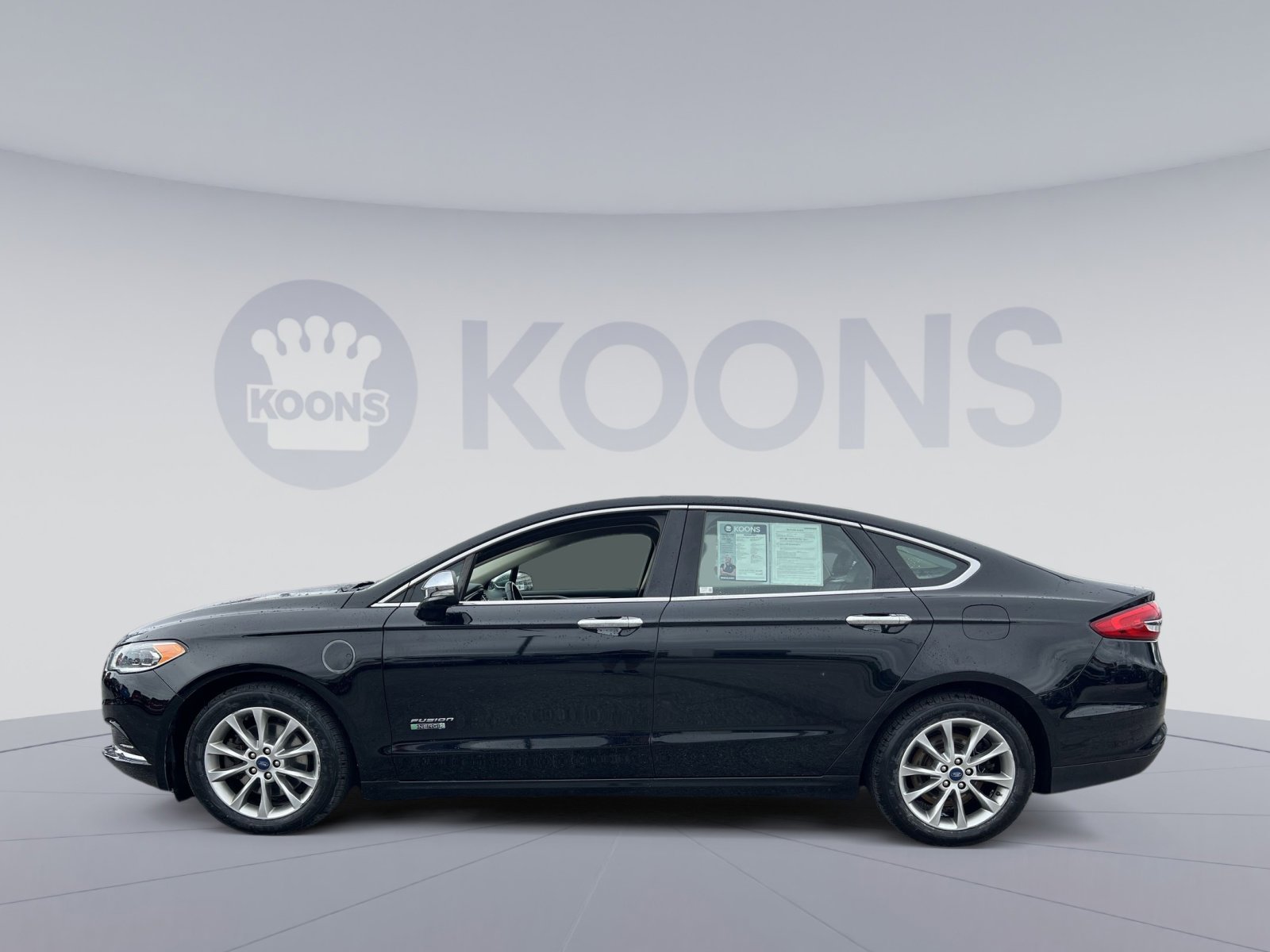 Certified 2018 Ford Fusion Energi SE FWD image 13