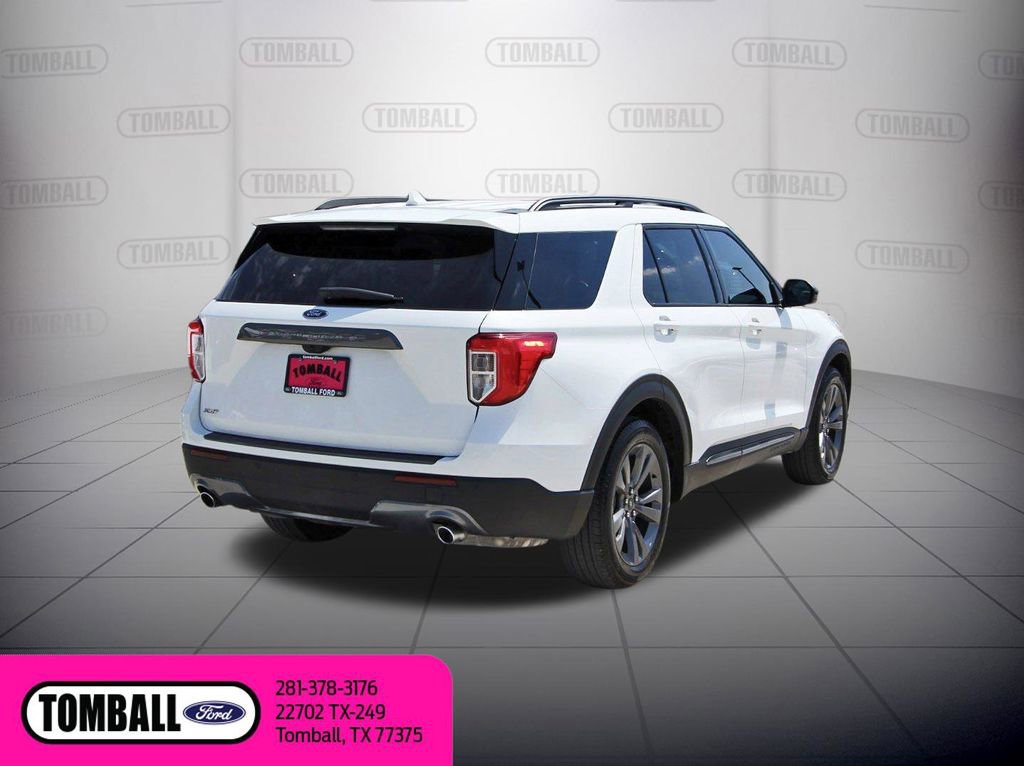 Certified 2023 Ford Explorer XLT w/ Equipment Group 202A RWD image 7