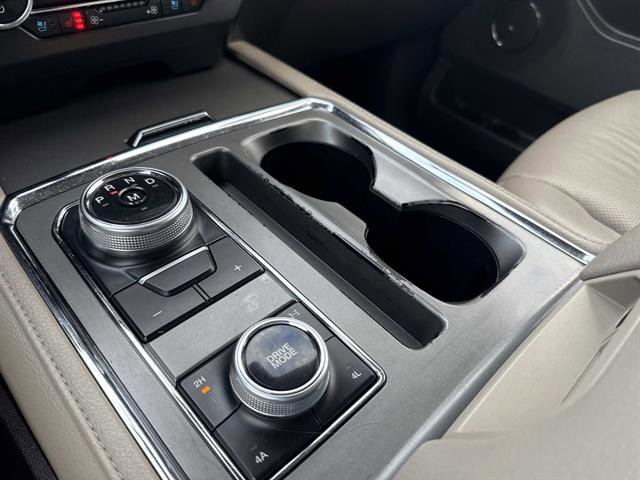 Certified 2020 Ford Expedition XLT w/ Equipment Group 202A image 26