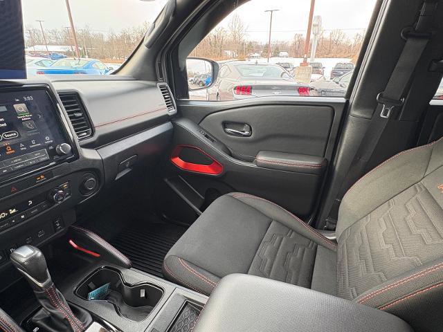 Used 2023 Nissan Frontier PRO-4X w/ Pro Convenience Package image 12