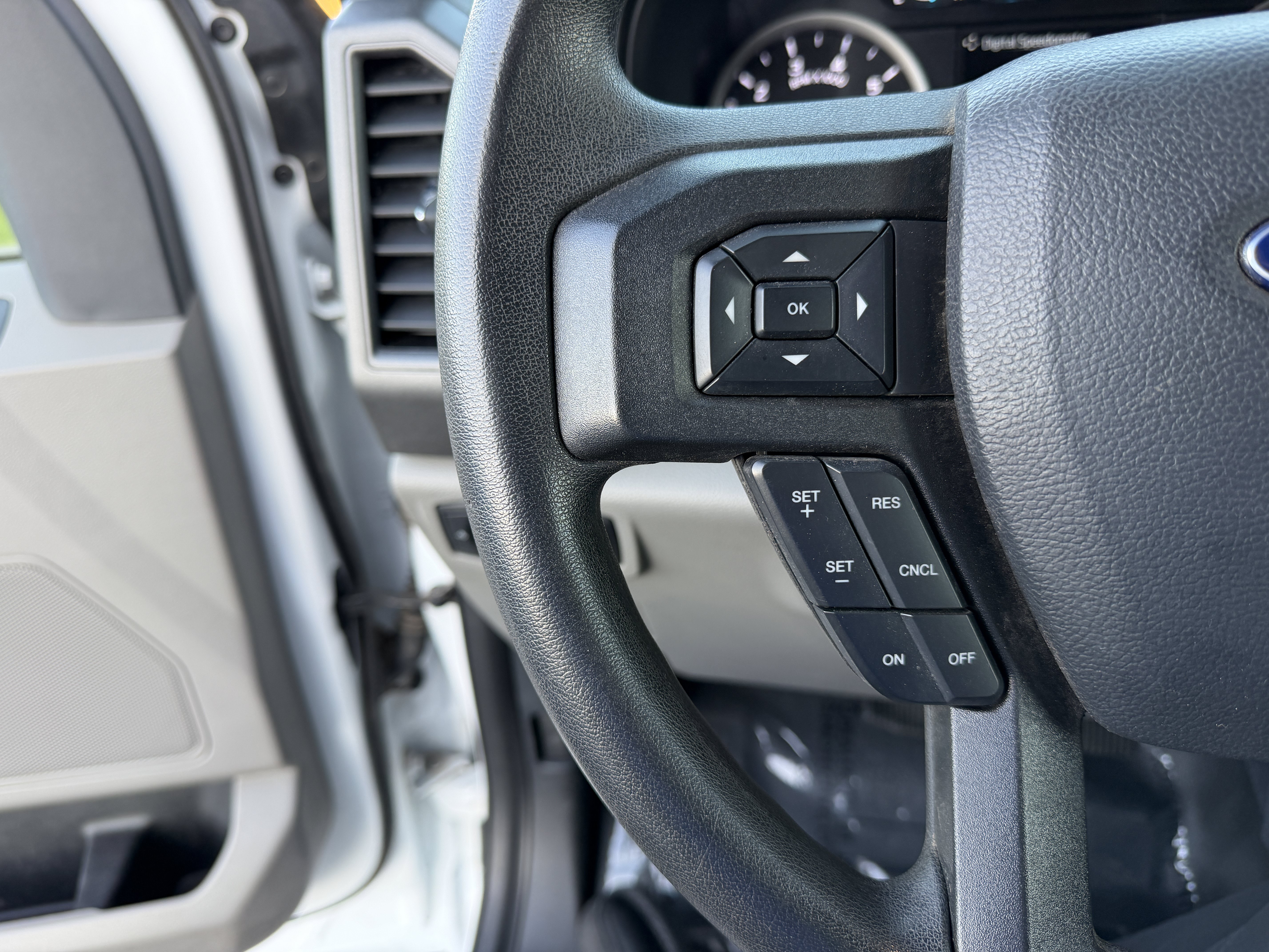 Certified 2022 Ford F250 XL w/ Power Equipment Group AWD/4WD image 18